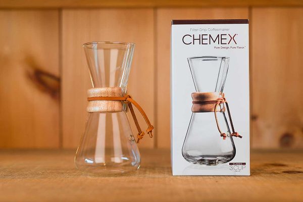 FROM CAU DAT COFFEE - Bình đựng cà phê thương hiệu CHEMEX 3 cups tay cầm gỗ
