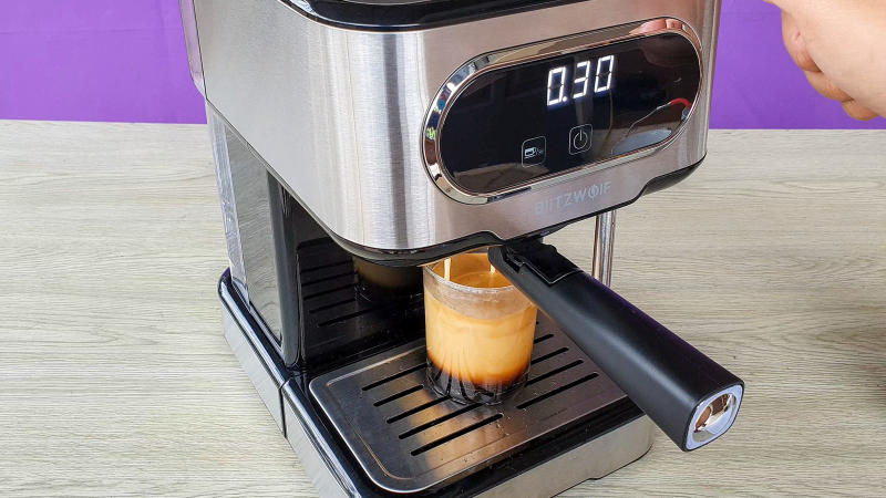 Cách sử dụng máy pha cà phê với nhiệt độ hợp lý