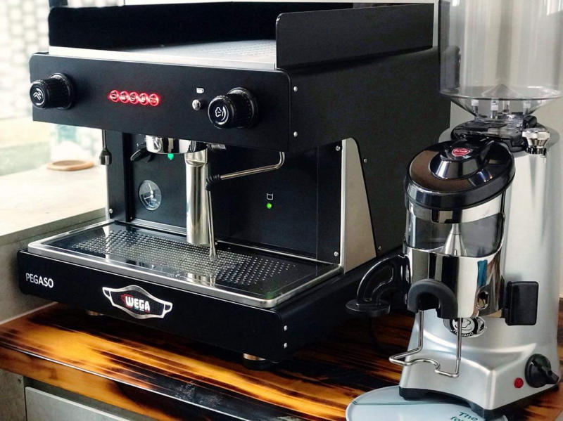 Mức giá máy pha cà phê cho quán Wega Pegaso EVD 1 Group