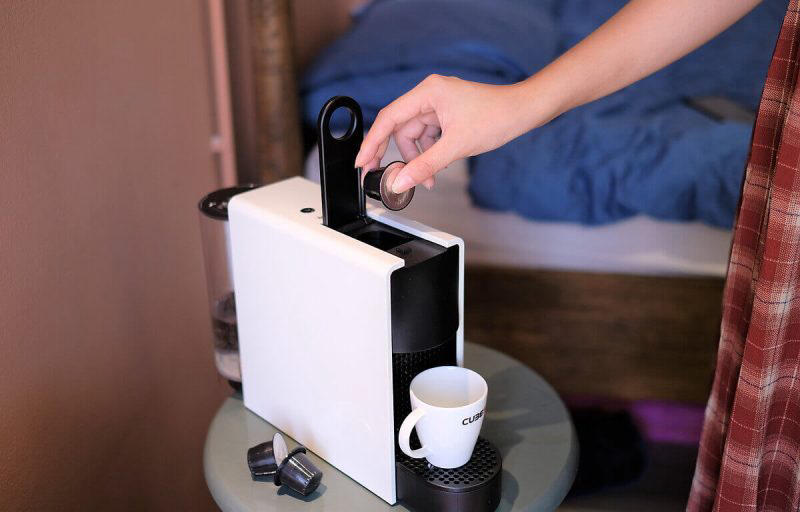 Máy pha cà phê Nespresso Essenza Mini