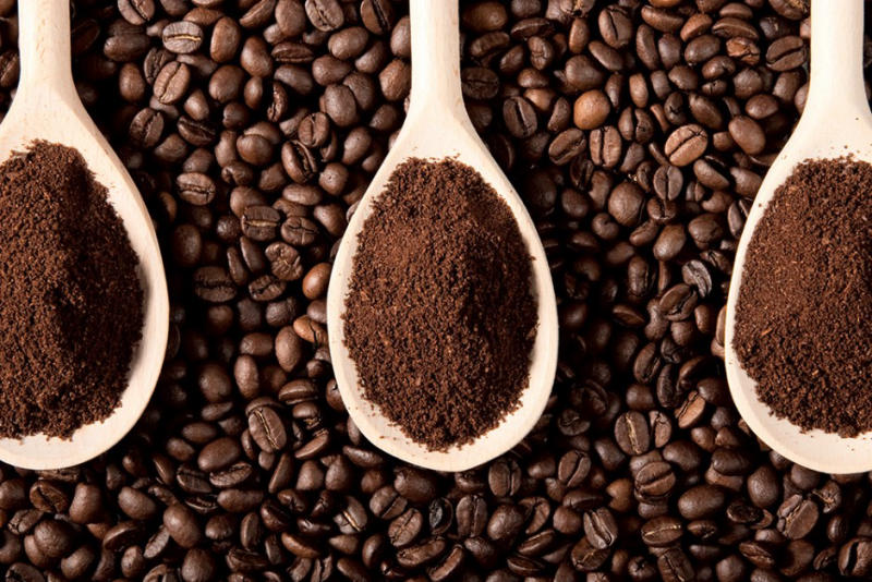 Cách nhận biết cà phê nguyên chất qua khối lượng riêng